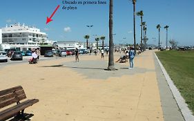 Piso en Conil, 1º linea de playa con Wifi gratis